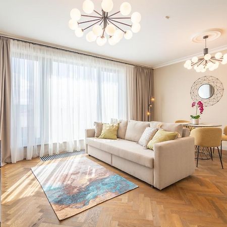 Easyrooms Dzirnavu Рига Екстер'єр фото