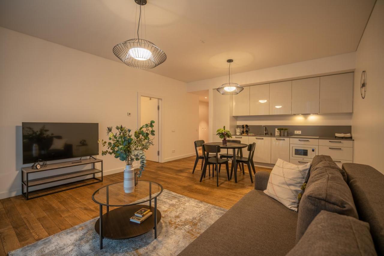 Easyrooms Dzirnavu Рига Екстер'єр фото