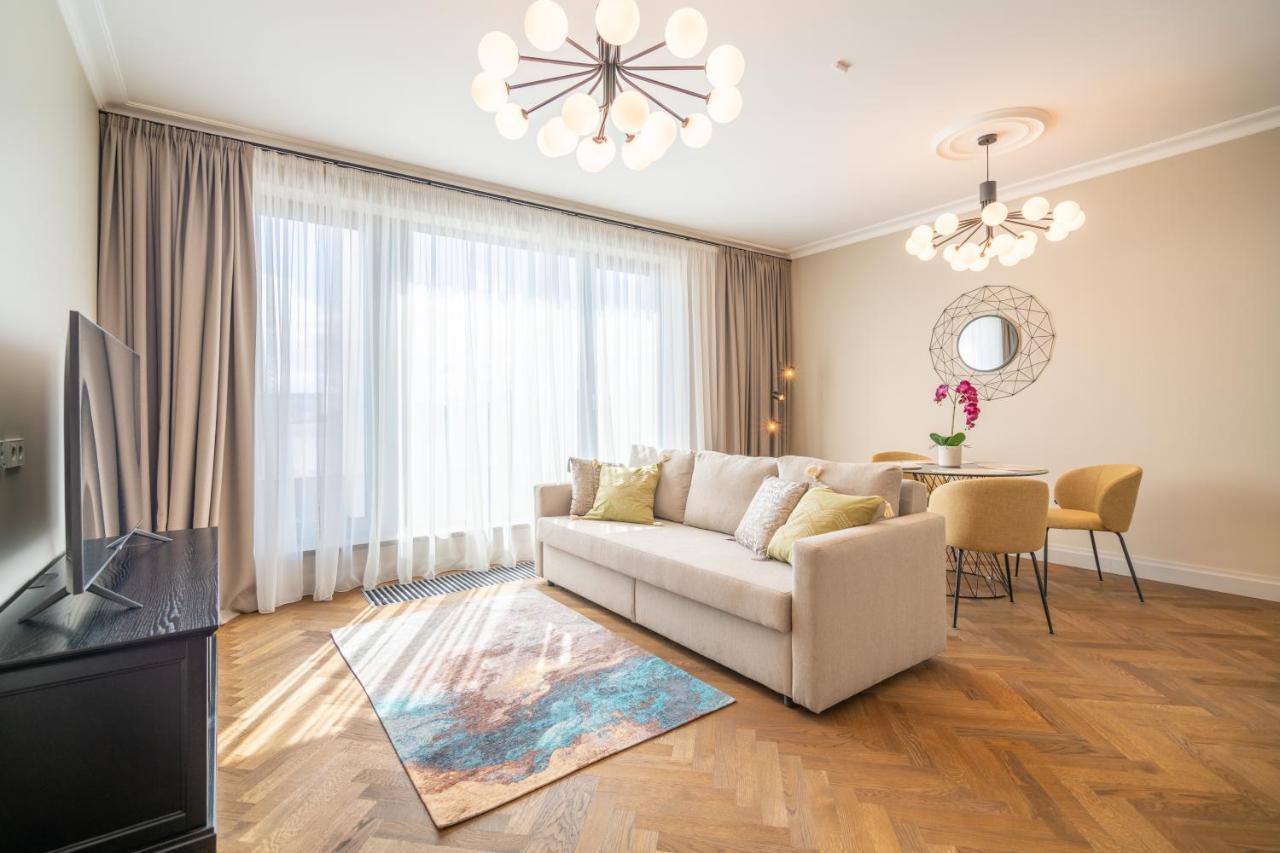Easyrooms Dzirnavu Рига Екстер'єр фото