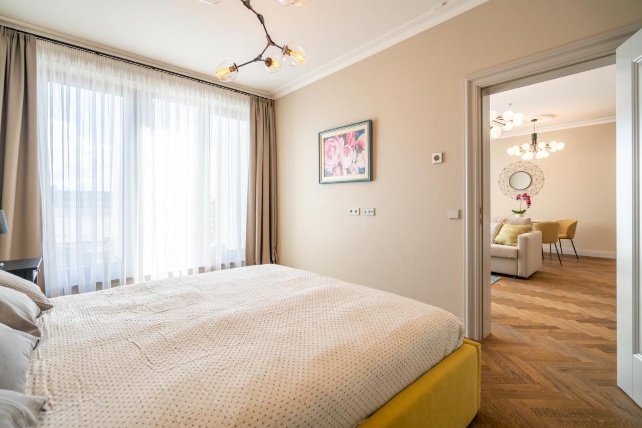 Easyrooms Dzirnavu Рига Екстер'єр фото