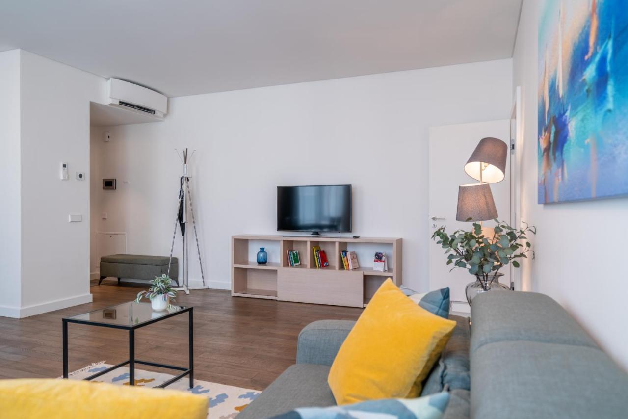 Easyrooms Dzirnavu Рига Екстер'єр фото