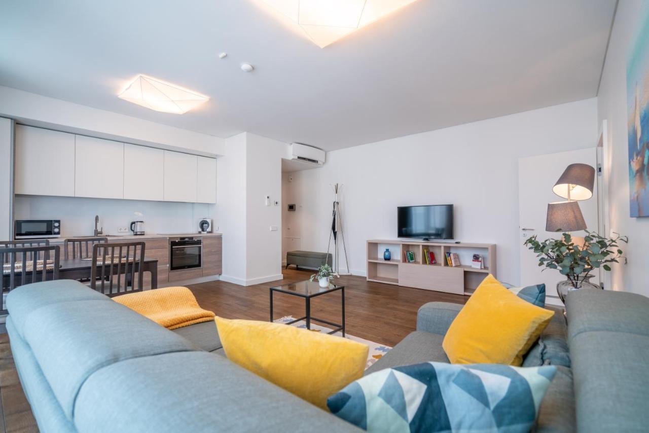 Easyrooms Dzirnavu Рига Екстер'єр фото