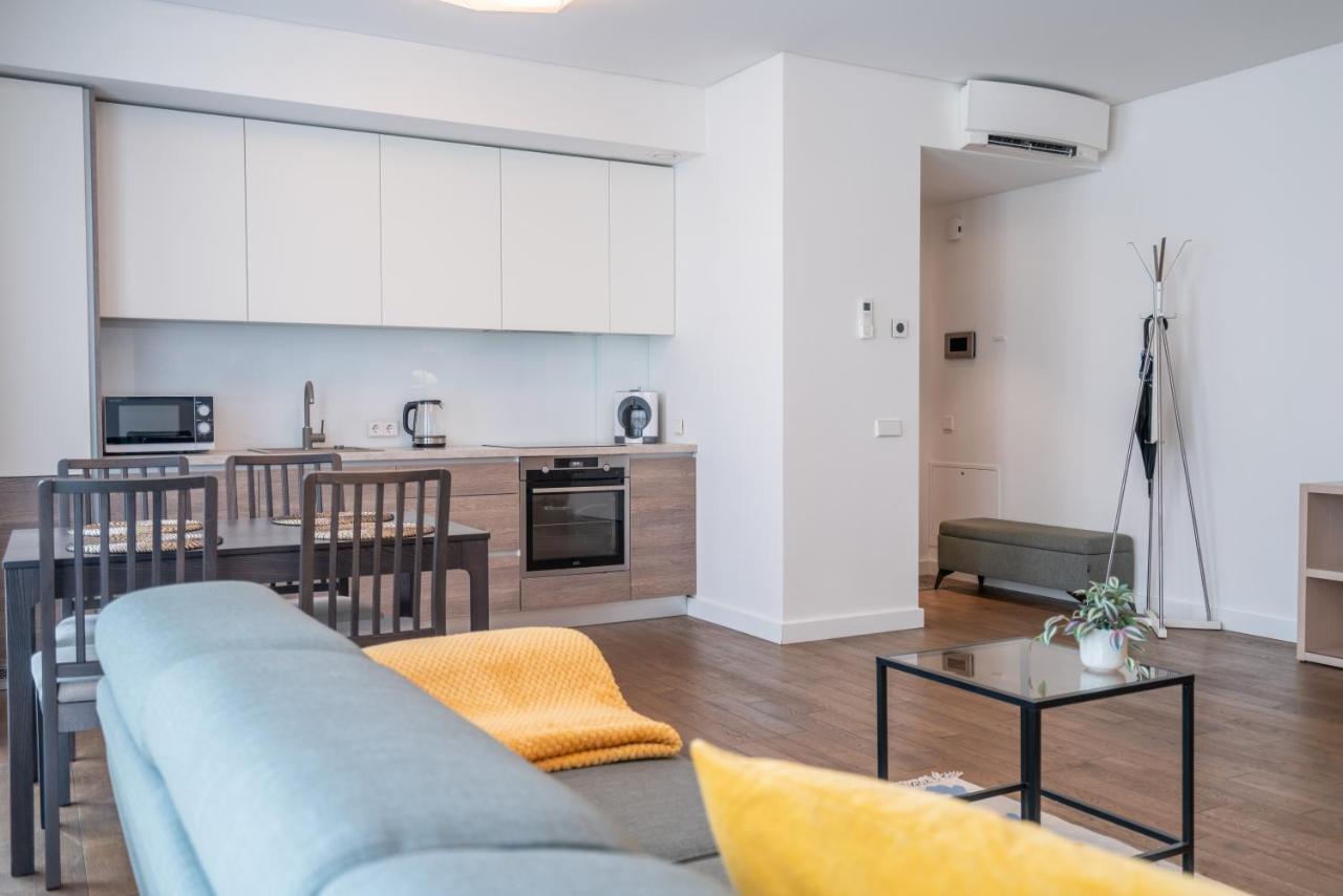 Easyrooms Dzirnavu Рига Екстер'єр фото